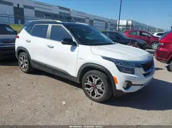 KNDETCA23P7456462 2023 KIA SELTOS