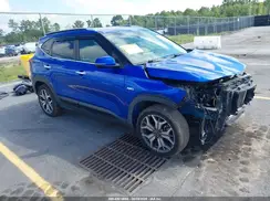 KNDETCA24M7042120 2021 KIA SELTOS