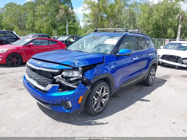 KNDETCA24M7108472 2021 KIA SELTOS - Image 2