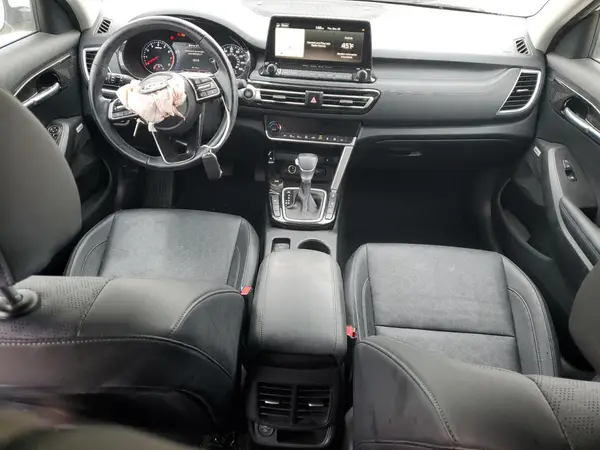KNDETCA24M7158515 2021 KIA SELTOS - Image 8