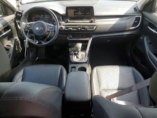 KNDETCA24M7187383 2021 KIA SELTOS - Image 8