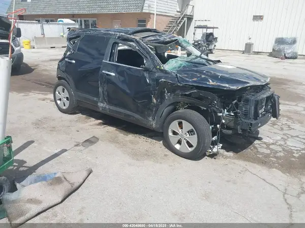 KNDETCA24M7188906 2021 KIA SELTOS - Image 1