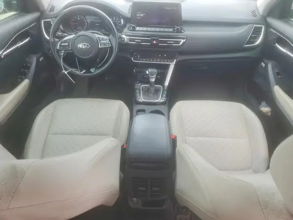 KNDETCA24M7209964 2021 KIA SELTOS - Image 8