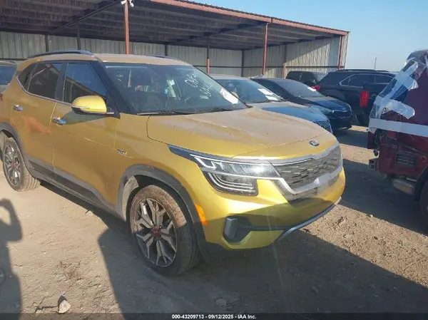 KNDETCA24M7218034 2021 KIA SELTOS - Image 1