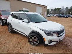 KNDETCA25M7135566 2021 KIA SELTOS