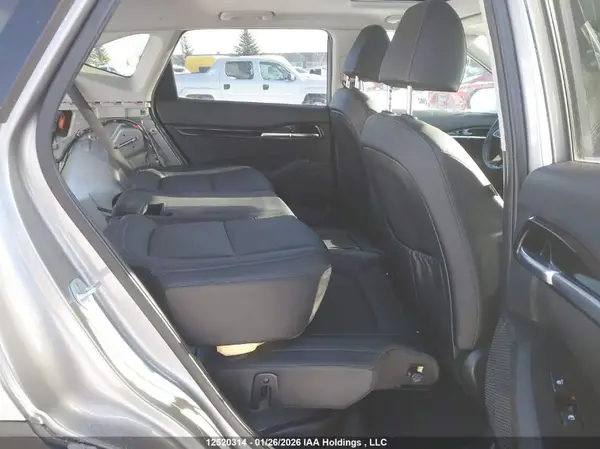 KNDETCA25M7154604 2021 KIA SELTOS - Image 8