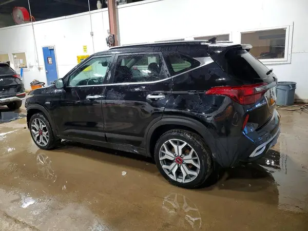 KNDETCA25M7155090 2021 KIA SELTOS - Image 2