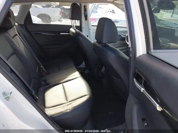 KNDETCA25M7175033 2021 KIA SELTOS - Image 8