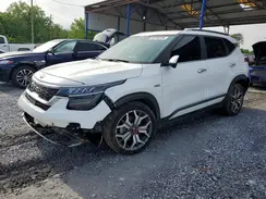 KNDETCA25M7194343 2021 KIA SELTOS