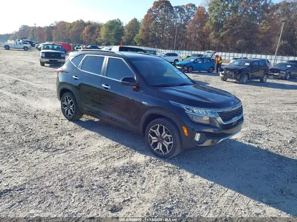 KNDETCA26M7041860 2021 KIA SELTOS - Image 1