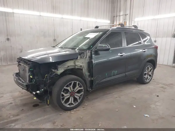 KNDETCA26M7060070 2021 KIA SELTOS - Image 2