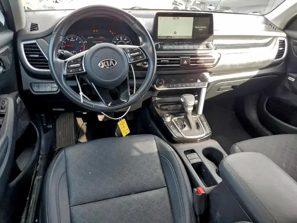 KNDETCA26M7221226 2021 KIA SELTOS - Image 8