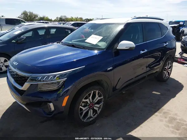 KNDETCA26N7256219 2022 KIA SELTOS - Image 2