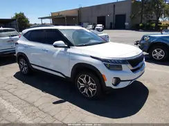 KNDETCA26P7428042 2023 KIA SELTOS
