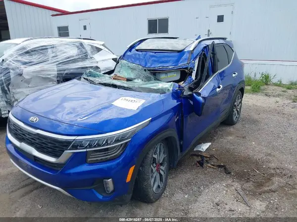 KNDETCA27M7109390 2021 KIA SELTOS - Image 2