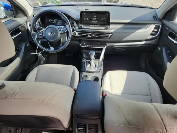 KNDETCA27M7159416 2021 KIA SELTOS - Image 8