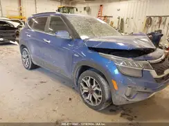 KNDETCA27M7186616 2021 KIA SELTOS