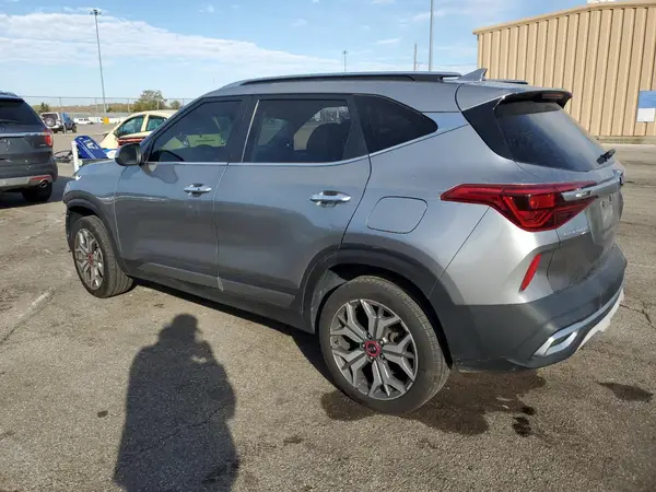 KNDETCA27M7187135 2021 KIA SELTOS - Image 2