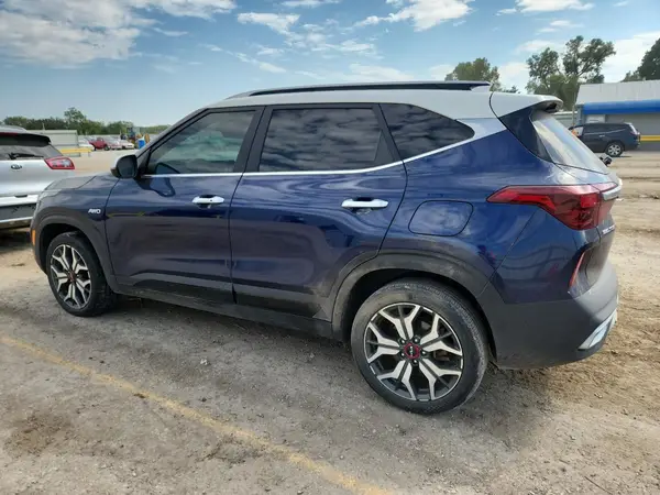 KNDETCA27N7255841 2022 KIA SELTOS - Image 2