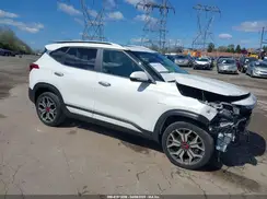 KNDETCA27N7273420 2022 KIA SELTOS