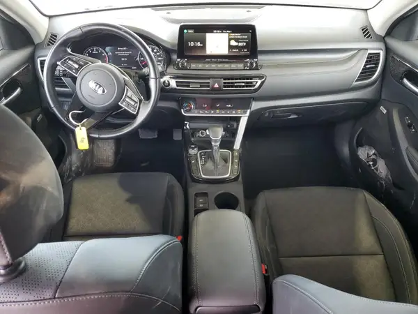 KNDETCA28M7082815 2021 KIA SELTOS - Image 8
