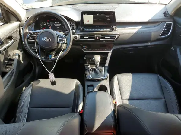 KNDETCA28M7182929 2021 KIA SELTOS - Image 8