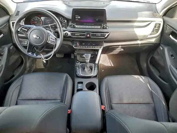 KNDETCA28M7186902 2021 KIA SELTOS - Image 8