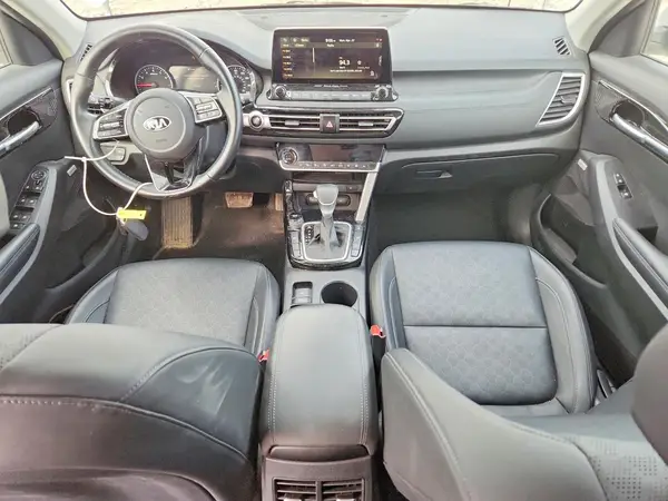 KNDETCA29M7147638 2021 KIA SELTOS - Image 8