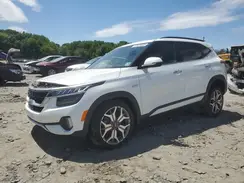 KNDETCA29M7220717 2021 KIA SELTOS