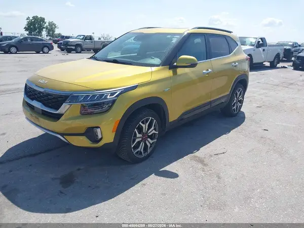 KNDETCA29N7306076 2022 KIA SELTOS - Image 2