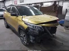 KNDETCA2XM7065000 2021 KIA SELTOS