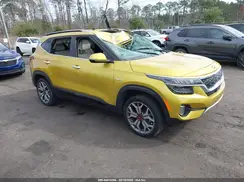 KNDETCA2XM7089927 2021 KIA SELTOS