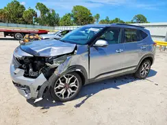 KNDETCA2XM7108735 2021 KIA SELTOS
