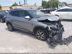 KNDETCA2XM7153089 2021 KIA SELTOS