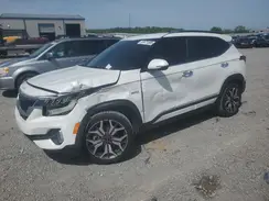KNDETCA2XN7286078 2022 KIA SELTOS