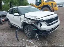 KNDETCA2XP7381307 2023 KIA SELTOS