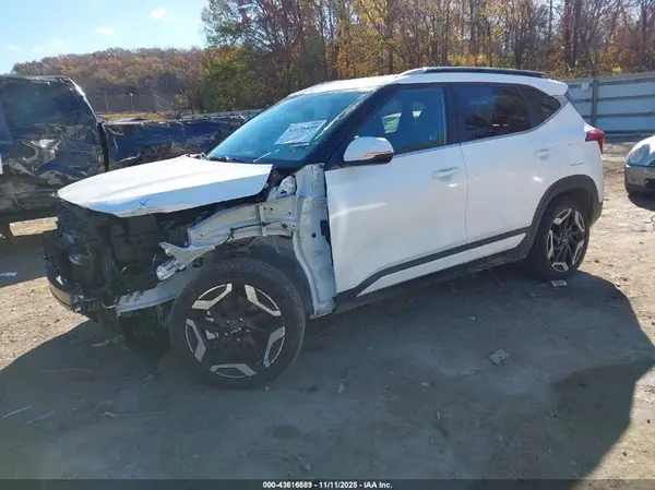 KNDETCA70R7475095 2024 KIA SELTOS - Image 2