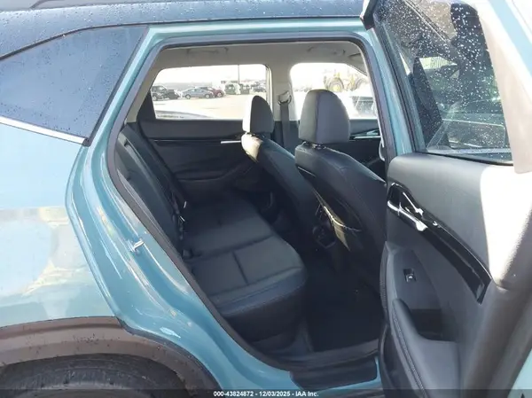KNDETCA70R7496593 2024 KIA SELTOS - Image 8