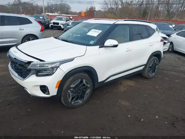 KNDETCA70R7505759 2024 KIA SELTOS - Image 2
