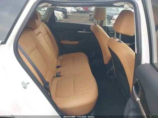KNDETCA70R7505759 2024 KIA SELTOS - Image 8