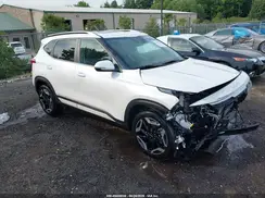 KNDETCA70R7530595 2024 KIA SELTOS