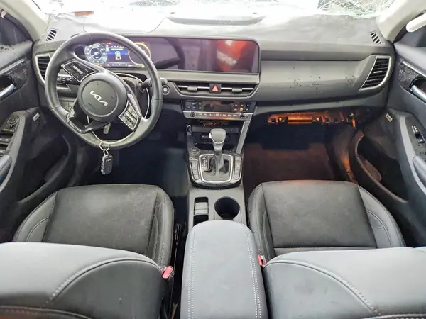 KNDETCA70R7567176 2024 KIA SELTOS - Image 8