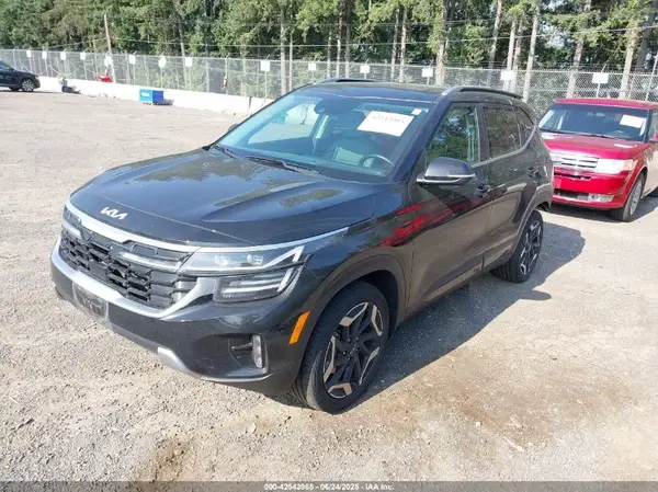KNDETCA70R7608177 2024 KIA SELTOS - Image 2