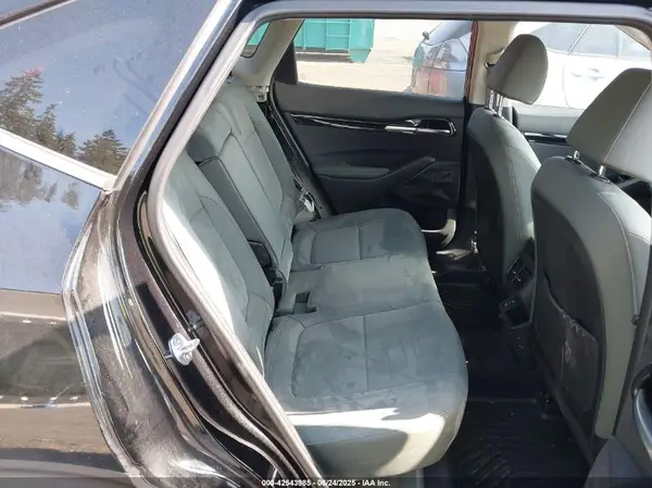 KNDETCA70R7608177 2024 KIA SELTOS - Image 8