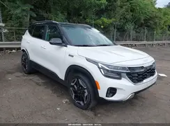 KNDETCA70S7755329 2025 KIA SELTOS