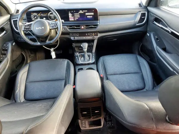 KNDETCA71R7500828 2024 KIA SELTOS - Image 8