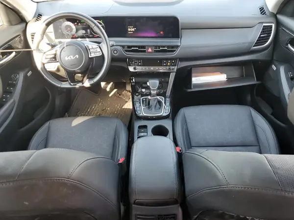 KNDETCA71R7587050 2024 KIA SELTOS - Image 8