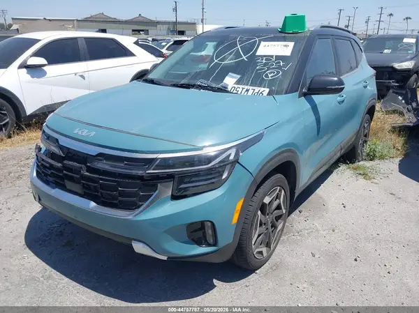 KNDETCA71R7638188 2024 KIA SELTOS - Image 2