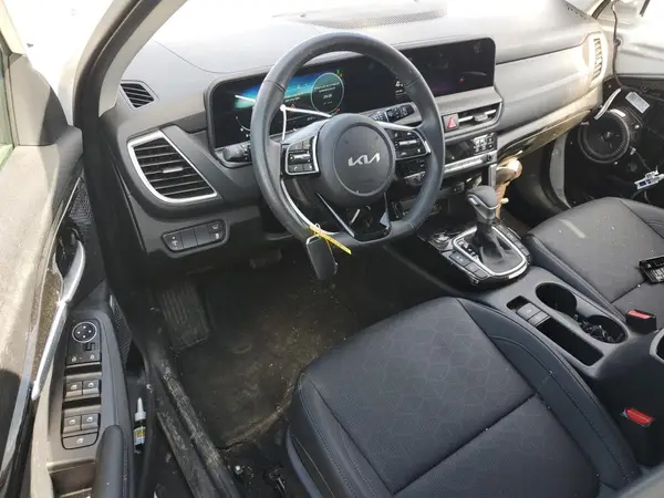 KNDETCA72R7494649 2024 KIA SELTOS - Image 8