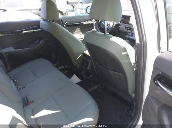 KNDETCA72R7496742 2024 KIA SELTOS - Image 8